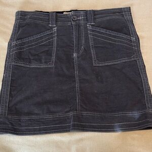 Aventura Mini Skirt with Contrast Stitching - charcoal gray